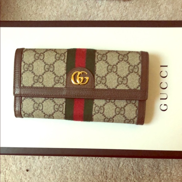 Gucci wallet - Picture 1 of 1